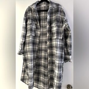 Black and white plaid shacket by aqua new size small